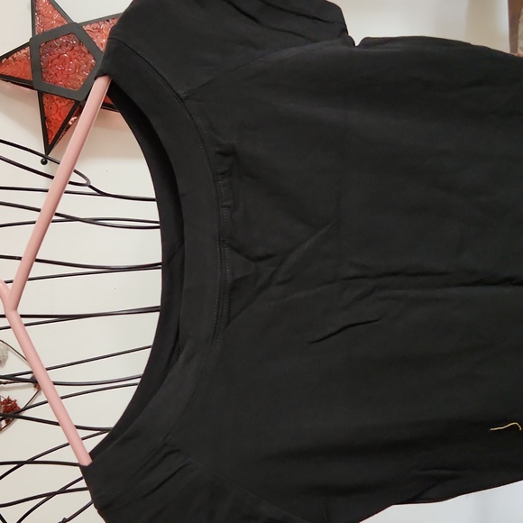 Adorable photo black top Love 💗 Me size medium - Picture 2 of 6